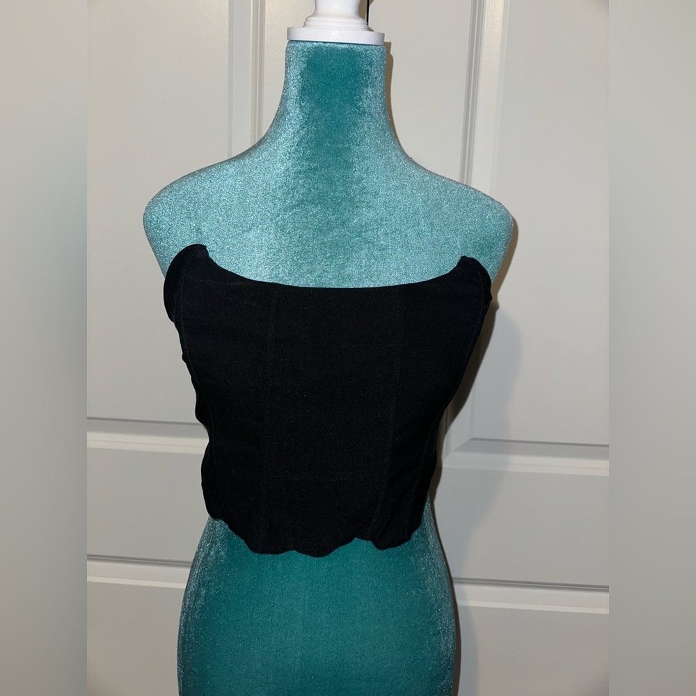Black strapless corset top 👚✨